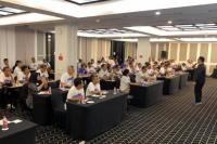 Ratusan Orang Antusias Belajar Forex Gratis bersama Didimax Surabaya