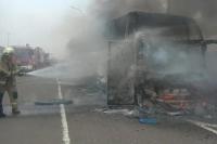 Sebuah Bus Pariwisata Bawa 58 Anak TK Terbakar di Tol, Ini Kronologisnya