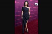 Hollywood Glam, Selena Gomez Tampil Anggun di Karpet Merah Acara Amal Miliknya