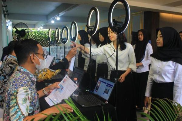 hari kedelapan Seleksi Kompetensi Dasar (SKD) CPNS Kemenkumham di Daerah Istimewa Yogyakarta ada yang spesial.