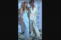 Kompak dan Cantik! Gaya Keren Karpet Merah Victoria Beckham dengan Putrinya
