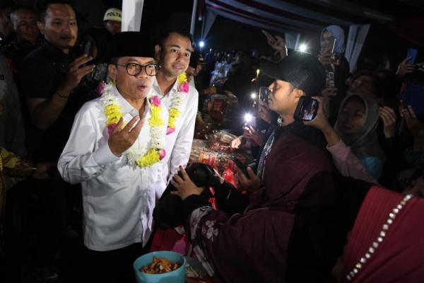 Menteri Desa dan Pembangunan Daerah Tertinggal (Mendes PDT), Yandri Susanto mendorong pertumbuhan ekonomi masyarakat melalui industri-industri kreatif yang dilakukan oleh setiap individu maupun kelompok di desa.