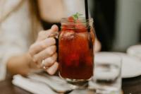 Ternyata, Es Teh Lebih dari Sekadar Minuman Penyegar