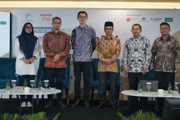 Kementerian Perencanaan Pembangunan Nasional/Bappenas memetakan kebutuhan sumber daya manusia (SDM), melalui peluncuran Buku Putih Pememetaan Kebutuhan SDM (Bidang Keahlian) dan Pusat Keunggulan untuk Indonesia Emas 2045.