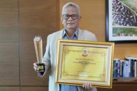 Mohammad Abdul Ghani Dinobatkan Sebagai Best CEO Industri Sawit 2024