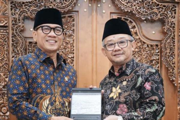 Menteri Desa dan Pembangunan Daerah Tertinggal, Yandri Susanto mengatakan bahwa kolaborasi mengenai program ini perlu dilakukan mengingat pentingnya pendidikan yang dimulai sejak anak usia dini.
