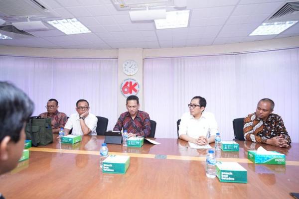 Wamenperin Faisol Riza meminta para pengelola kawasan industri di Kawasan Ekonomi Khusus (KEK) Batam bersiap apabila terjadi relokasi pabrik dari China ke Indonesia
