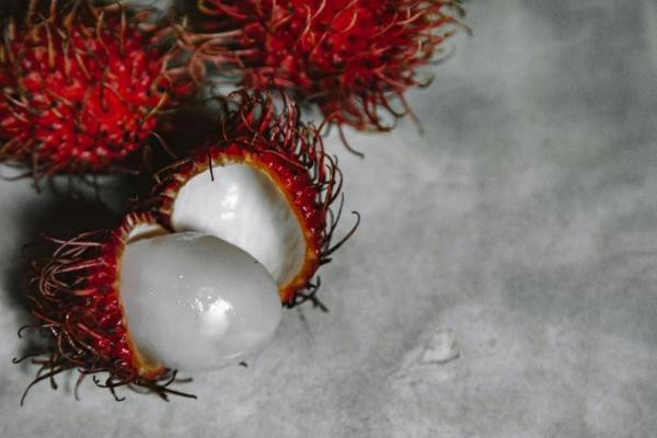 Awas! Kelompok Orang Ini Sebaiknya Tidak Makan Rambutan