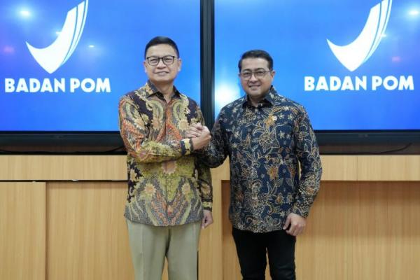 Menekraf/Kabekraf, Teuku Riefky Harsya, mendorong BPOM untuk memperkuat dukungan terhadap UMKM guna mencapai target pertumbuhan ekonomi sebesar 8%.