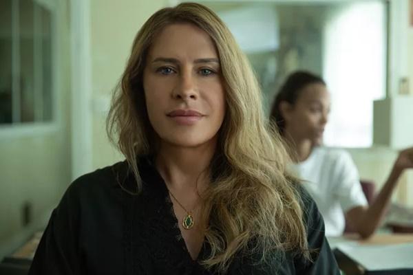 Aktris Transgender Kontroversial Karla Sofia Gascon tak akan Hadir di SAG Awards