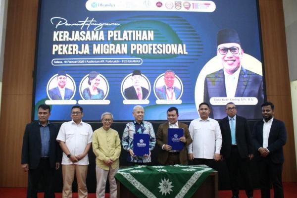Univesitas Muhammadiyah Prof. DR. HAMKA (Uhamka) menandatangani MoU kerja sama pelatihan pekerja migran profesional dengan Kementerian Perlindungan Pekerja Migran Indonesia (P2MI)