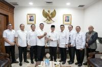 Sambangi Bareskrim, Mendes Yandri Laporkan Kades yang Salahgunakan Dana Desa