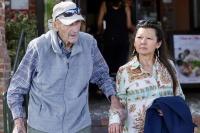 Inilah Penampakan Terakhir Gene Hackman dan Istrinya Betsy Arakawa di Depan Publik