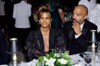Didiagnosis Penyakit Herpes, Halle Berry Berkelahi dengan Pacarnya Van Hunt