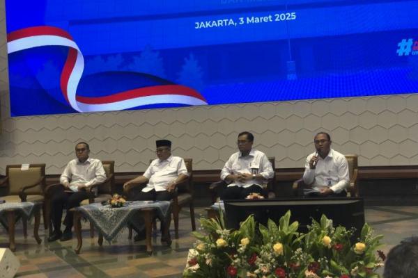 Pemerintah secara resmi memberlakukan Sistem Penerimaan Murid Baru (SPMB) mulai tahun ini
