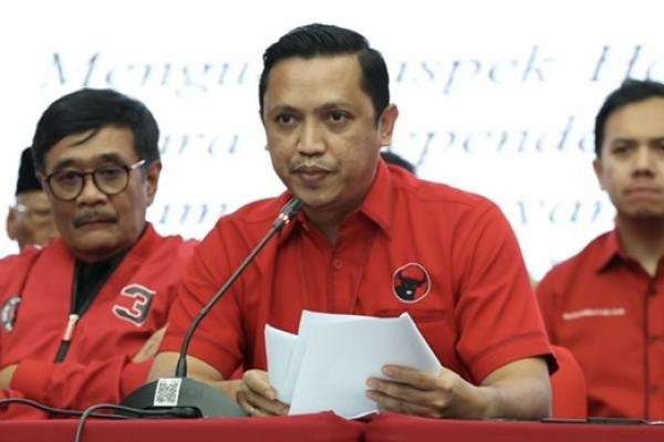 DPP PDIP menunjuk sebanyak 17 orang sebagai Tim Hukum yang akan mendampingi Sekjen PDIP Hasto Kristiyanto menghadapi kasus hukum di KPK.