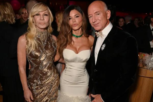 Kisah di Balik Mundurnya Donatella, Versace Diprediksi akan Menyesal dengan Keputusan Ini