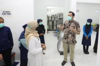 Tinjau Makan Bergizi Gratis di Ngawi, Ibas Apresiasi Peran TNI, Ahli Gizi dan Masyarakat dalam Program MBG