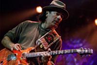 Gitaris Legend Carlos Santana Ingin Cover Lagu Bob Marley dengan Idolanya Taylor Swift