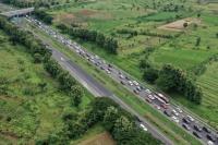 1,6 Juta Kendaraan Sudah Tinggalkan Jakarta, Setengahnya Melalui Tol Trans Jawa