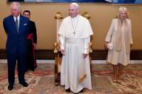 Baru Saja Bertemu, Raja Charles Terpukul Mendengar Paus Fransiskus Meninggal Dunia