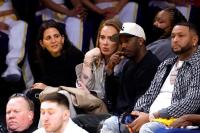 Adele Menikmati Hidup Bersama Tunangannya Rich Paul Usai Putuskan Cuti dari Dunia Musik