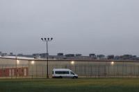 Mahkamah Agung AS untuk Sementara Memblokir Deportasi Migran Venezuela