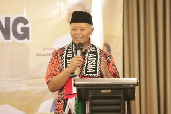 Tolak Vasektomi Jadi Syarat Bansos, HNW Ingatkan Gubernur Fokus Laksanakan Astacita Bukan Bikin Kegaduhan