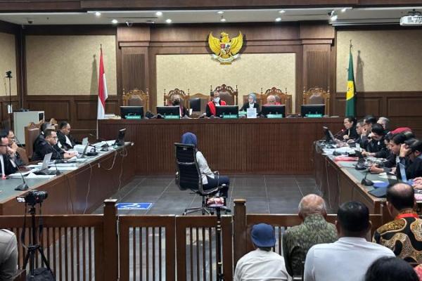 Sekjen PDIP Hasto Paksa Riezky Aprilia Mundur dari Anggota DPR 2019-2024