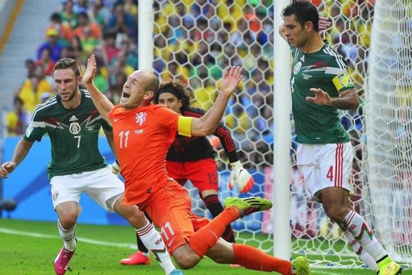Pura-Pura Cedera saat Tim Unggul, Curang atau Taktik?