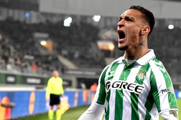 Antony Akan Tetap Dijual United Pada Musim Depan  