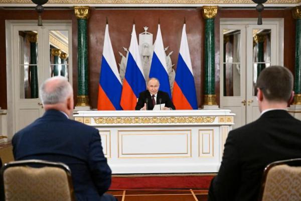Tiga Tahun Perang, Putin Usulkan Perundingan Damai dengan Ukraina di Istambul