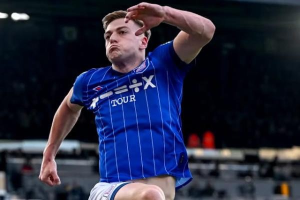 Liam Delap Pilih Manchester United Daripada Chelsea