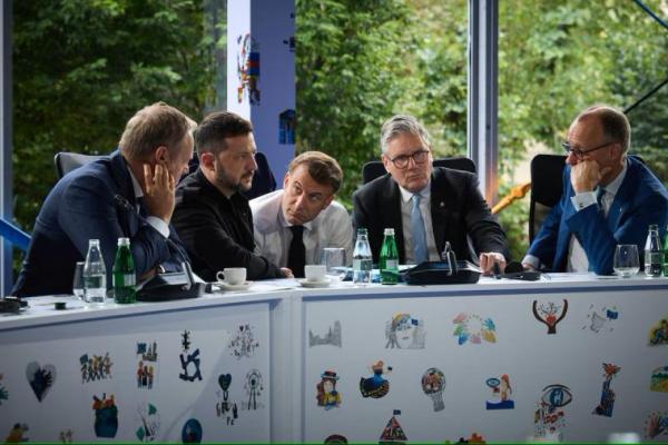 Sembilan Warganya Tewas, Zelenskiy Serukan Sanksi Lebih Berat pada Rusia