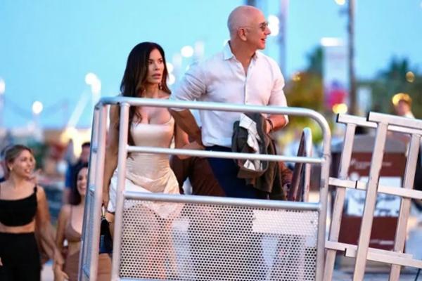 Jelang Hari Pernikahan, Lauren Sanchez dan Jeff Bezos Semakin Mesra Tampil di Publik