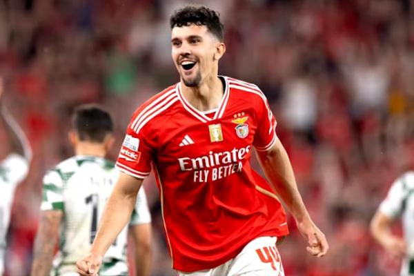 Gagal Gaet Dean Huijsen, Tomas Araujo Masuk Radar Chelsea di Bursa Transfer