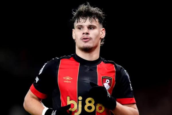 City Siap Bersaing dengan Liverpool Demi Dapatkan Milos Kerkez