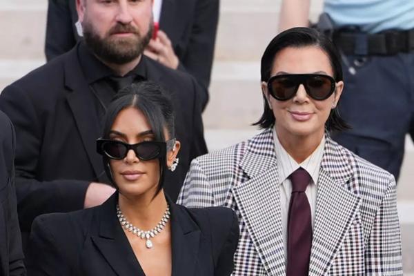 Kim Kardashian Pakai Kalung Berlian Rp48 Miliar di Sidang Perampokan