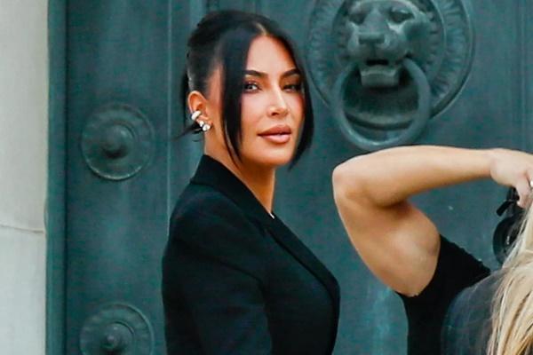 Kim Kardashian Ungkap Perampokan yang Dialaminya adalah Pengalaman Paling Mengerikan