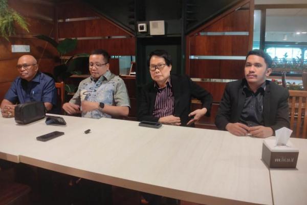 Koalisi Sipil Masyarakat Anti Korupsi kirimkan surat terbka ke Presiden untuk melaporkan dugaan korupsi di PLN EPI