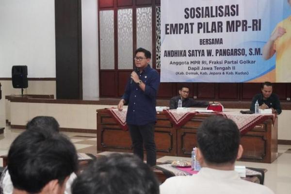 Anggota DPR RI Andhika Satya W Pangarso sosialisasikan Empat Pilar MPR RI. Ini ungkapannya.