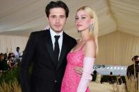 Kunjungi London, Brooklyn Beckham tak Sowan ke Rumah Ayahnya David Beckham