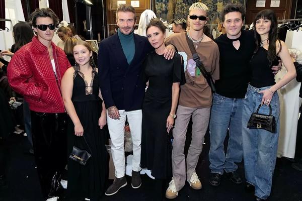 Selebriti vs Keluarga Terkaya AS, akankah Brooklyn Hadiri Penobatan Gelar Bangsawan David Beckham?