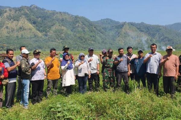Kementerian Pekerjaan Umum sudah menargetkan rehabilitasi irigasi setara 2 juta hektare di seluruh Indonesia.