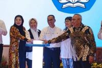 Kemdiktisaintek Luncurkan Beasiswa S3 bagi Dosen PTN dan PTS