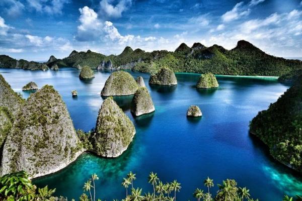 7 Spot Wisata Terbaik di Raja Ampat yang Wajib Dikunjungi