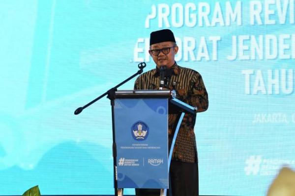 Mendikdasmen Minta Revitalisasi Sekolah Libatkan Tenaga Kerja Lokal