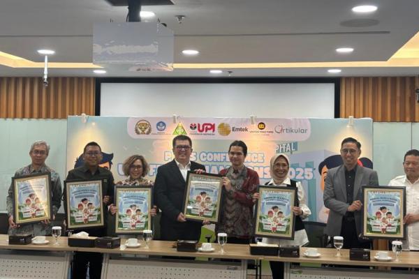 PT United Tractors Tbk (UT) mendukung upaya pemerintah mewujudkan pola hidup sehat di satuan pendidikan, melalui partisipasi aktif dalam Program UKS Final Championship