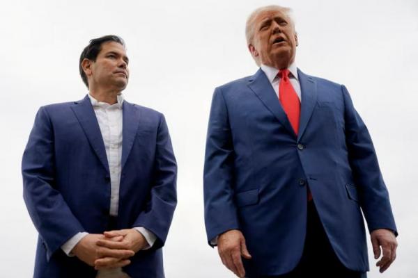 Pemerintahan Trump Berupaya Menjauhkan AS dari Serangan Israel terhadap Iran