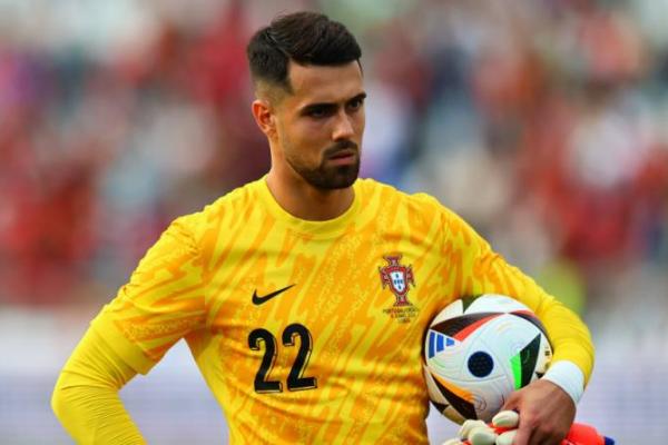 Bukan Courtois atau Ter Stegen, 10 Penjaga Gawang Termahal Saat Ini